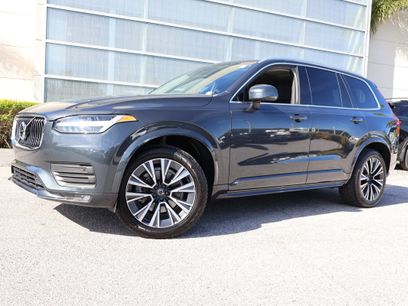 Used 2022 Volvo XC90 T6 Momentum w/ Advanced Package