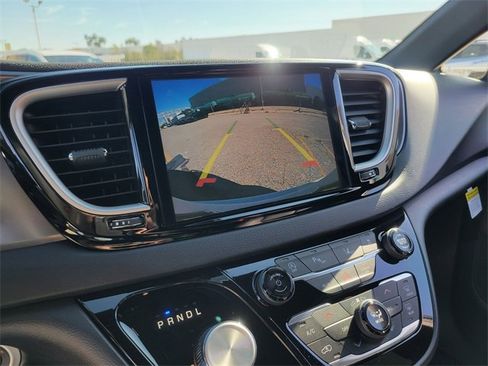 New 2026 Chrysler Voyager LX image 24