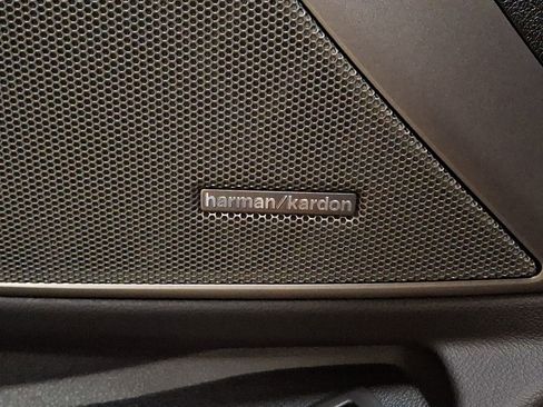 Used 2025 BMW 330i xDrive Sedan w/ M Sport Package image 24