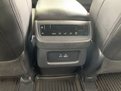 Used 2025 Nissan Pathfinder Rock Creek AWD/4WD image 21