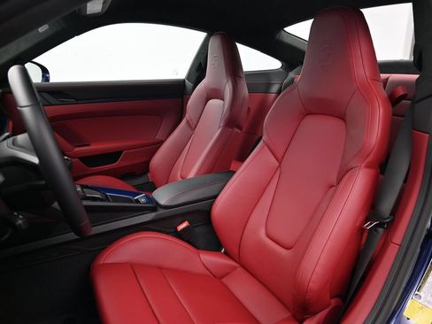 Used 2026 Porsche 911 GT3 RWD image 5
