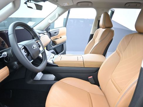 New 2026 INFINITI QX80 Luxe w/ Cargo Package image 9