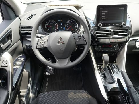 New 2026 Mitsubishi Eclipse Cross LE AWD/4WD image 20