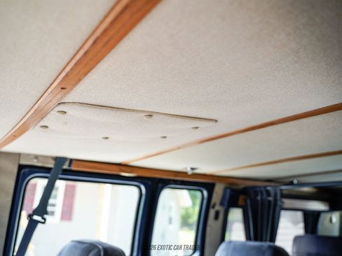 Used 1988 Chevrolet G20 RWD image 57