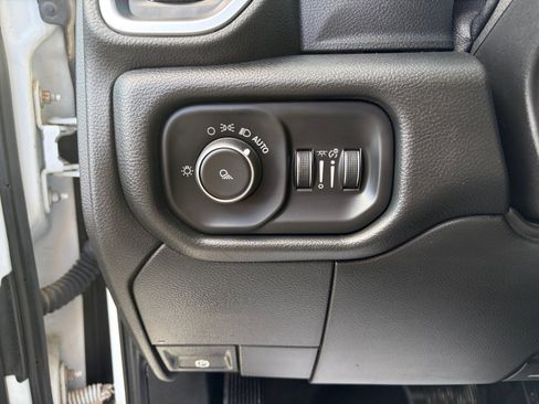 Used 2019 RAM 2500 Big Horn AWD/4WD image 20