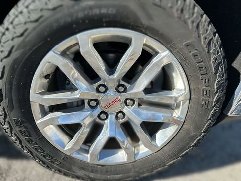 Used 2020 GMC Sierra 1500 SLT w/ SLT Premium Plus Package image 21