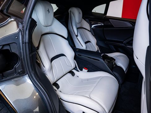 Certified 2024 Ferrari Purosangue image 29