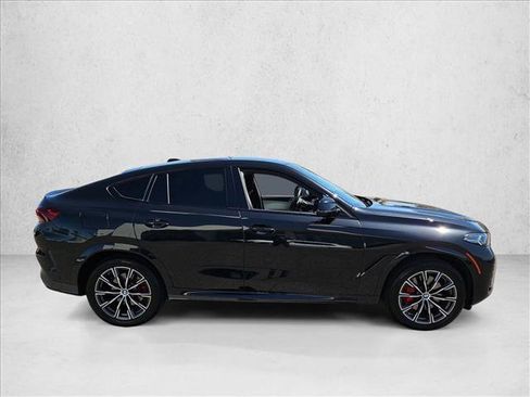 Used 2025 BMW X6 xDrive40i AWD/4WD image 4