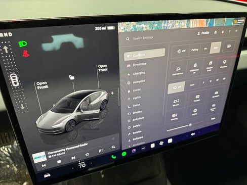 Used 2024 Tesla Model 3 Long Range AWD/4WD image 38