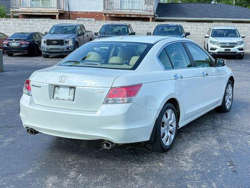 Used 2010 Honda Accord EX-L image 12