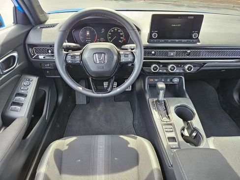 Used 2025 Honda Civic Sport image 11