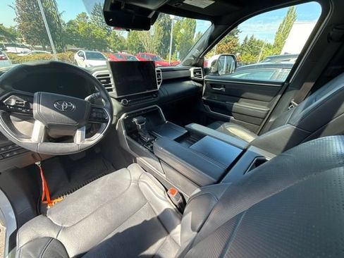Used 2024 Toyota Sequoia Platinum AWD/4WD image 6