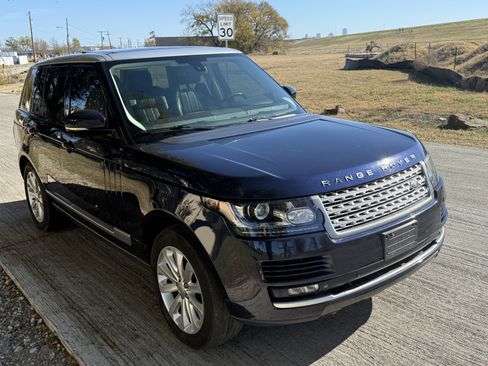 Used 2014 Land Rover Range Rover HSE image 2