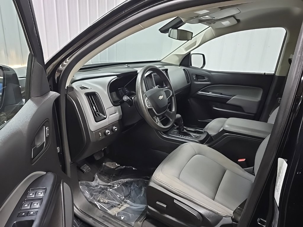 Used 2021 Chevrolet Colorado W/T w/ WT Convenience Package AWD/4WD image 28