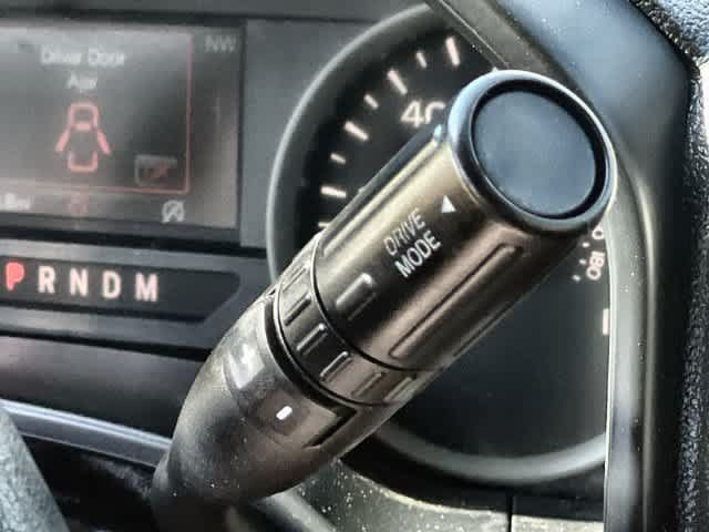 Used 2020 Ford F150 XLT w/ Equipment Group 301A Mid RWD image 16