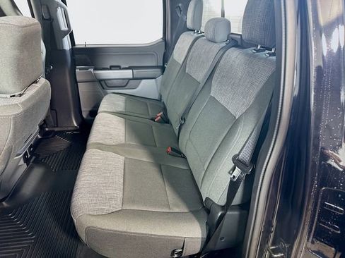 Certified 2022 Ford F150 XLT w/ Equipment Group 302A High image 18