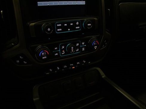 Used 2017 GMC Sierra 1500 Denali image 33