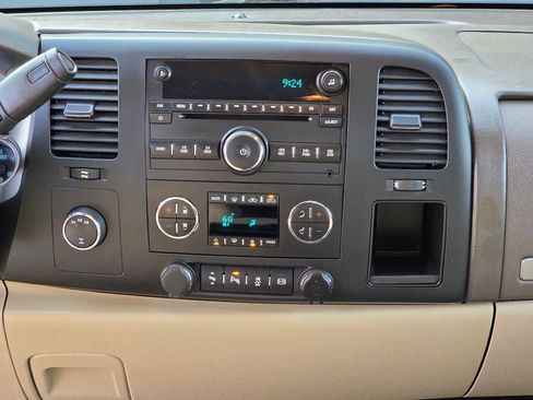 Used 2013 GMC Sierra 2500 SLE w/ SLE Preferred Package image 15