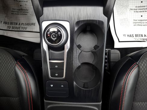 Used 2025 Ford Escape ST-Line image 27