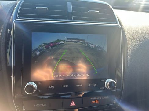Used 2025 Mitsubishi Outlander Sport LE AWD/4WD image 18