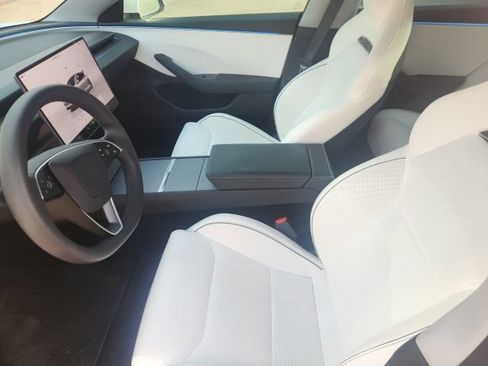 Used 2025 Tesla Model 3 Performance AWD/4WD image 8