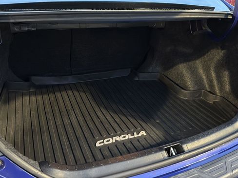 Used 2014 Toyota Corolla S Premium image 29