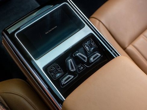 Used 2022 Audi A8 L 3.0T image 20