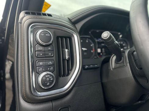 Used 2023 GMC Sierra 2500 AT4 w/ AT4 Premium Plus Package image 21