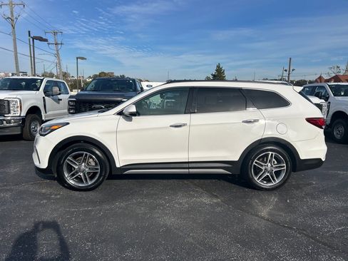 Used 2019 Hyundai Santa Fe XL image 4