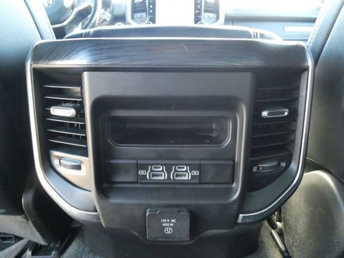 Used 2023 RAM 1500 Laramie AWD/4WD image 17