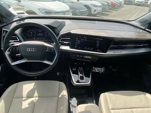 Used 2022 Audi Q4 e-tron Premium Plus AWD/4WD image 10