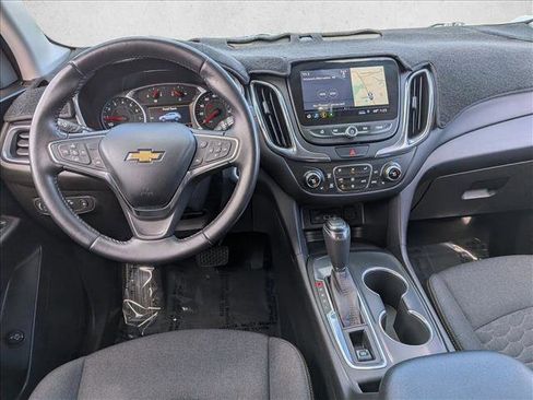 Used 2021 Chevrolet Equinox LT image 15