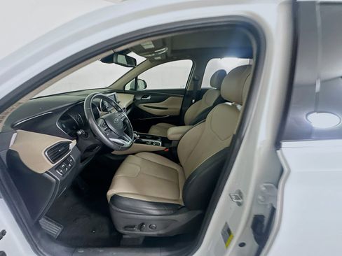 Used 2019 Hyundai Santa Fe Limited w/ Cargo Package image 13