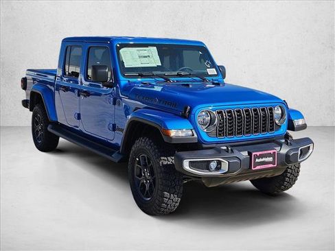 New 2026 Jeep Gladiator Sport image 3