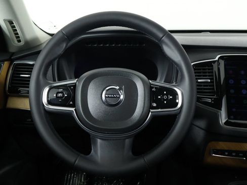 Used 2023 Volvo XC90 T8 Plus AWD/4WD image 8
