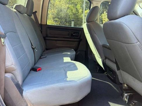 Used 2014 RAM 1500 Express RWD image 14