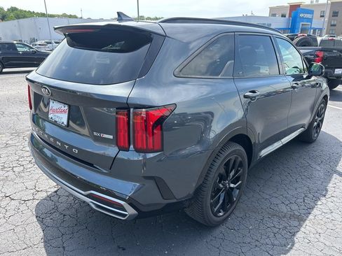 Used 2021 Kia Sorento SX FWD image 9
