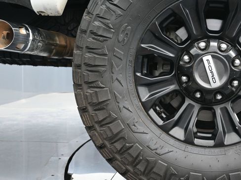 Used 2021 Ford F250 Lariat w/ Tremor Off-Road Package AWD/4WD image 45