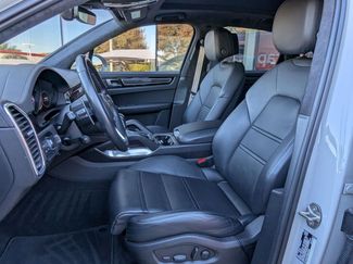 Certified 2022 Porsche Cayenne Turbo S video 5