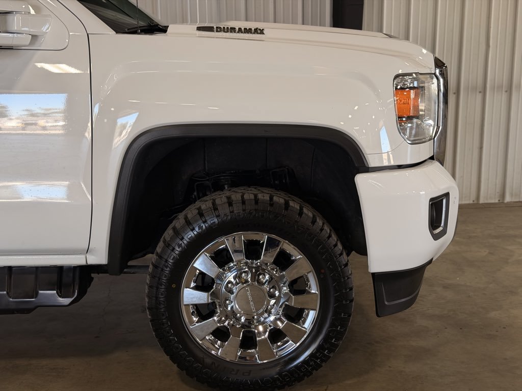 Used 2018 GMC Sierra 3500 Denali w/ Duramax Plus Package AWD/4WD image 36