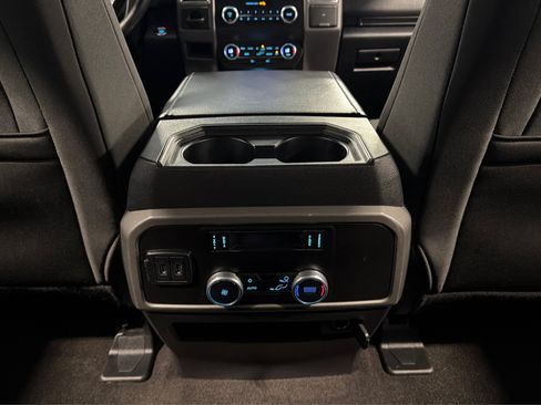 Used 2020 Ford Expedition XLT RWD image 38