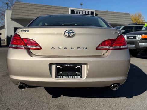 Used 2007 Toyota Avalon Limited image 33