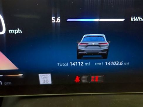 Used 2024 BMW iX xDrive50 w/ Sport Package AWD/4WD image 57
