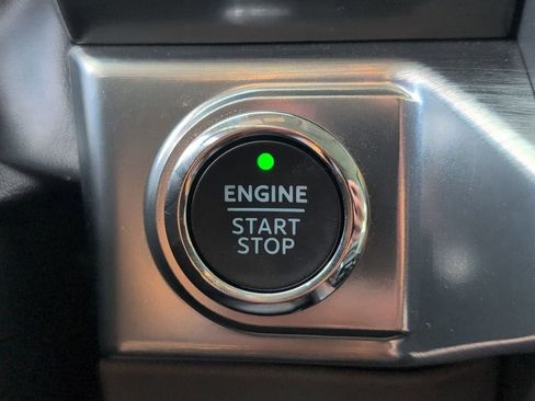 Used 2023 Ford F150 Lariat image 22