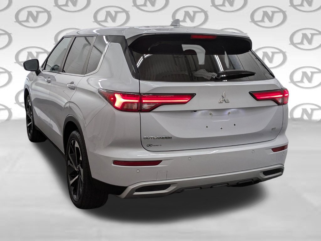 Used 2022 Mitsubishi Outlander SE AWD/4WD image 30