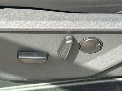 Used 2025 Ford Expedition Max Platinum AWD/4WD image 23