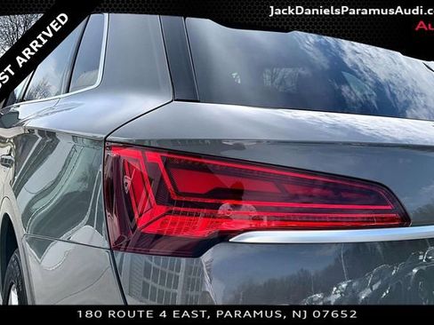 Used 2023 Audi Q5 2.0T Premium w/ Convenience Package image 22