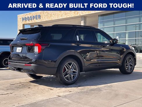 New 2026 Ford Explorer ST-Line w/ ST-Line Street Pack image 2