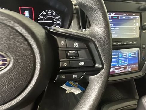 Used 2024 Subaru Crosstrek 2.0i AWD/4WD image 17