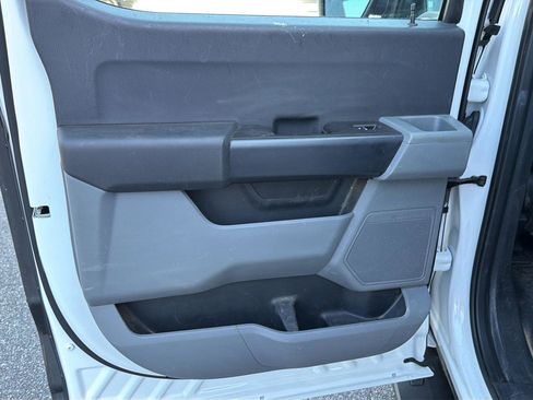 Used 2022 Ford F150 XL w/ Equipment Group 101A High AWD/4WD image 15
